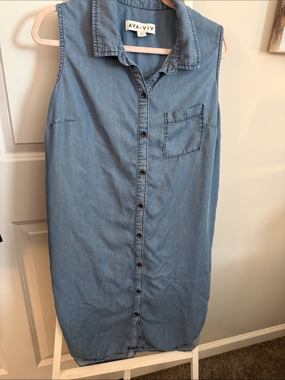 Ava & Viv Sleeveless Chambray Button-Front Dress in Light Blue